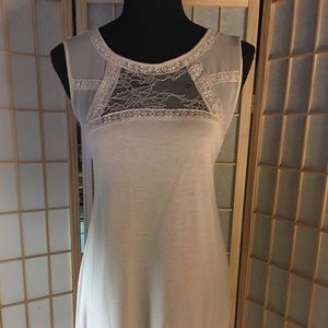 H & M-pink tunic top. Sheer design@ the top.Sz L🌺
